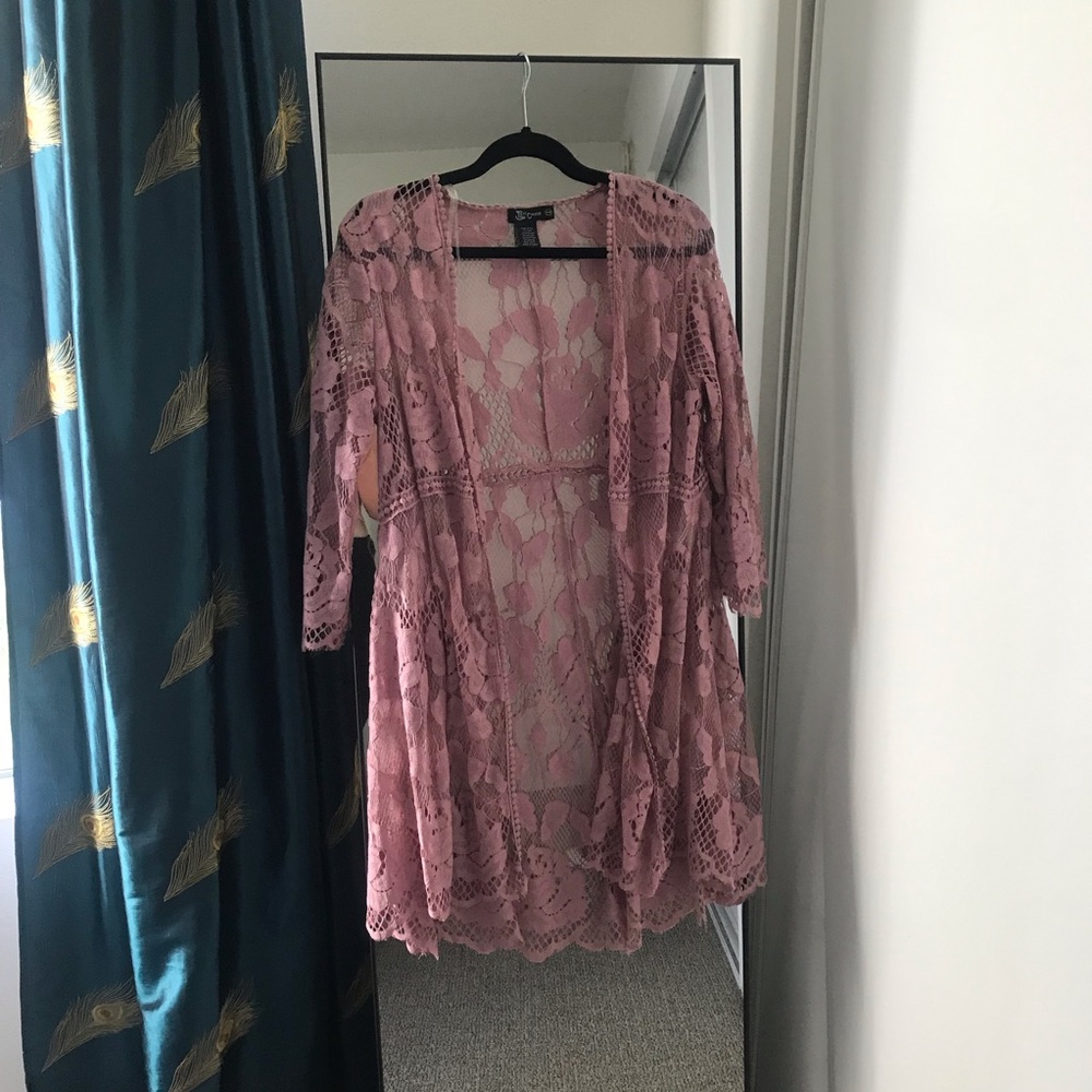 Mauve pink lace duster, women’s medium